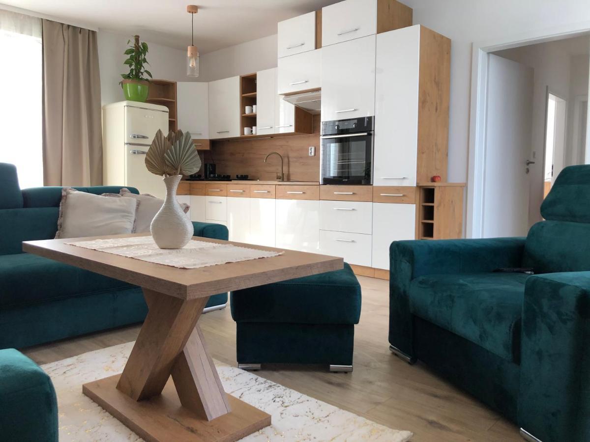 Tatra billetee apartmán s luxusným výhľadom na VysokéTatry a súkromným wellness Poprad Exterior foto