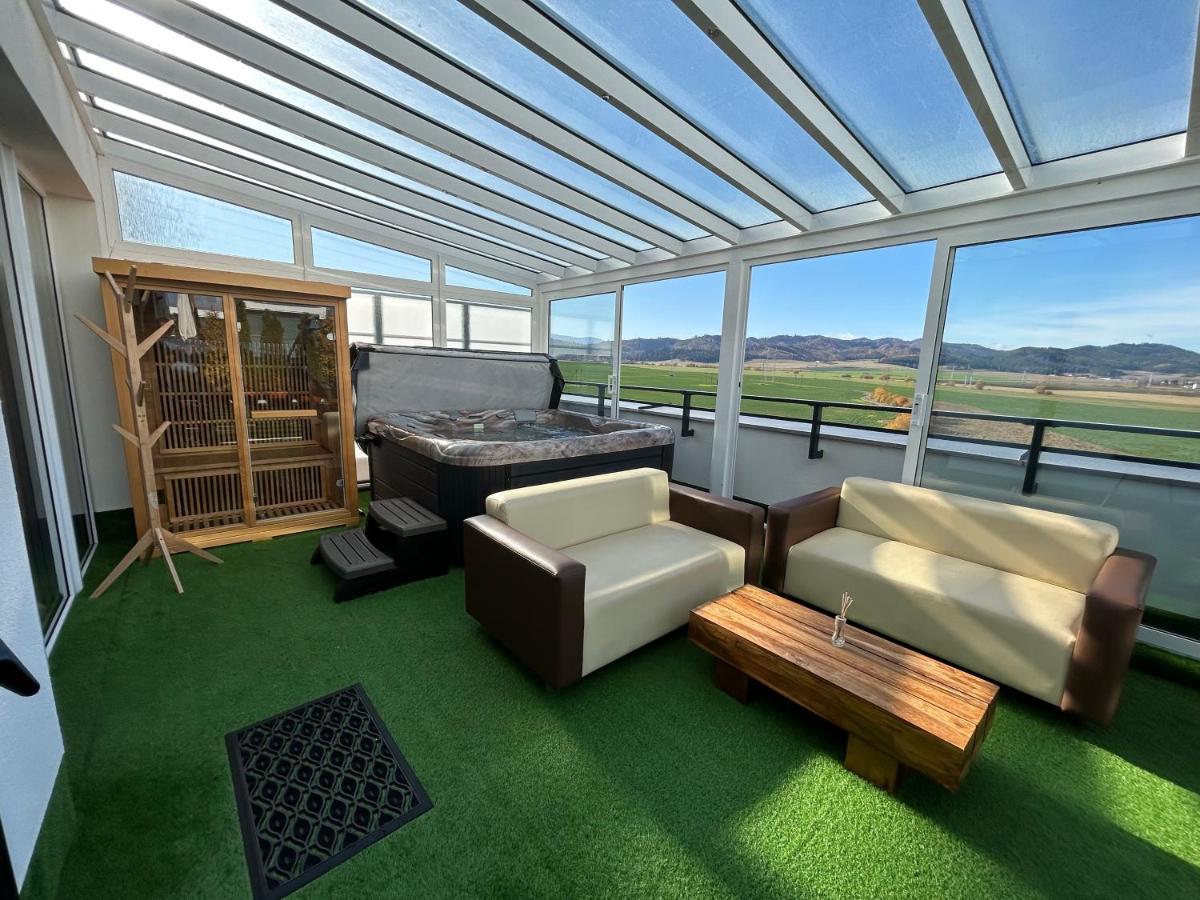 Tatra billetee apartmán s luxusným výhľadom na VysokéTatry a súkromným wellness Poprad Exterior foto